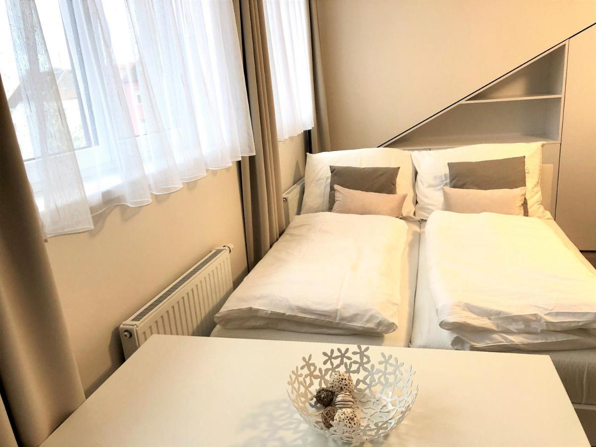 Rezidence Weisovka Apartment Ceske Budejovice Exterior photo